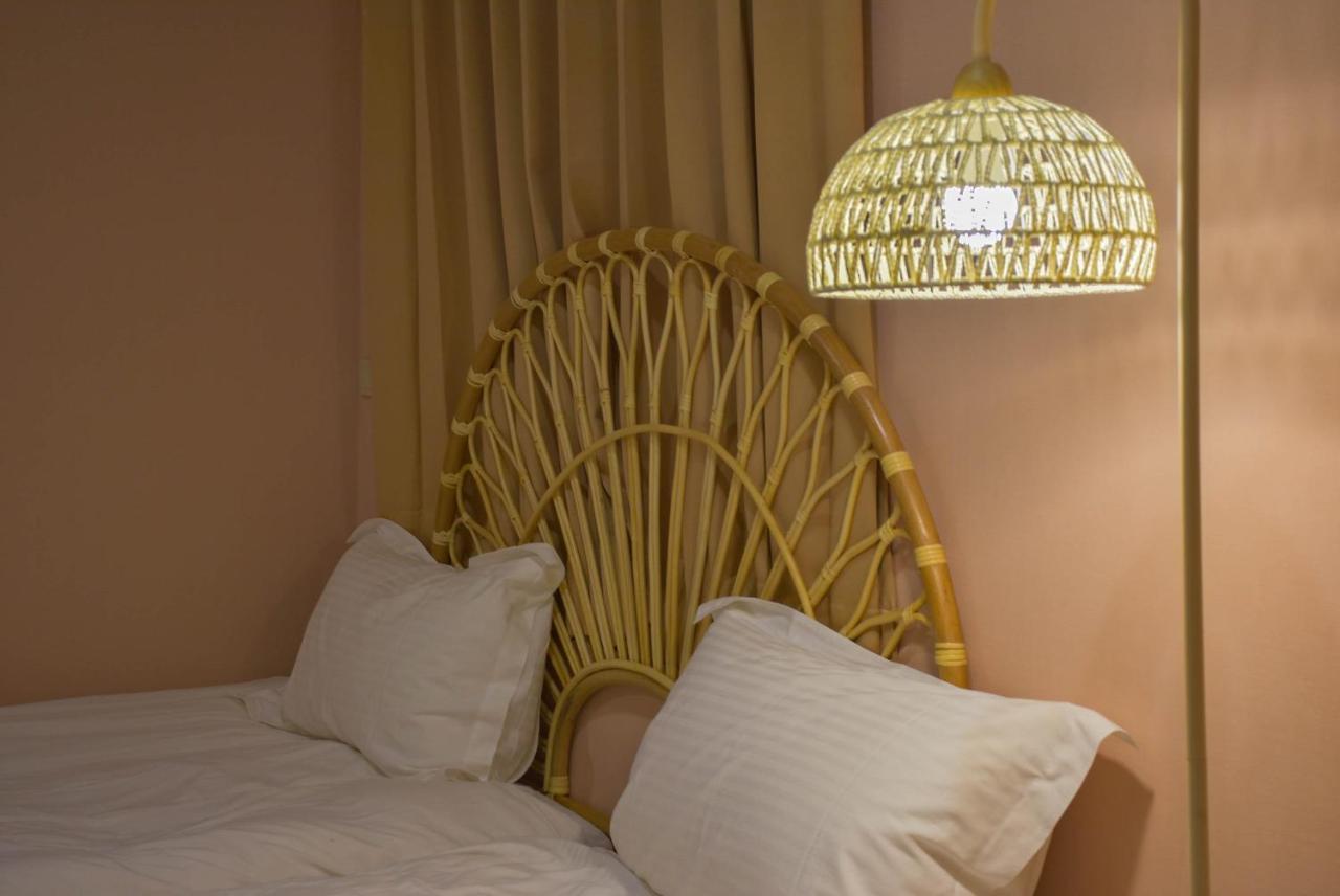 Ashare Hotel Yilan Exteriör bild